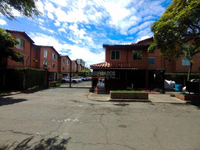 Casas, Alquiler en Valle del Lili