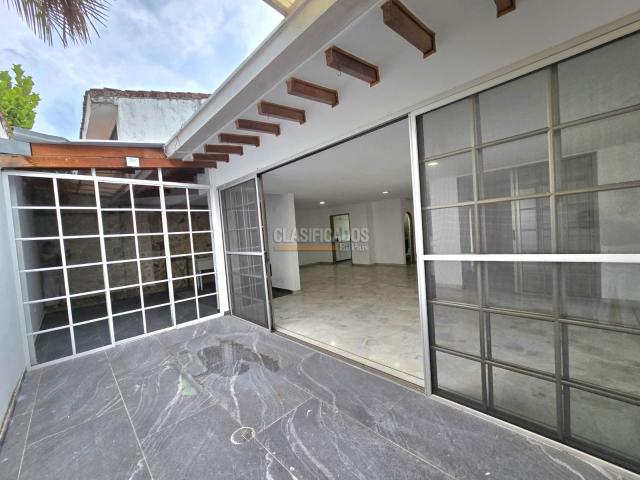 Casas, Venta en Ciudad Jardín