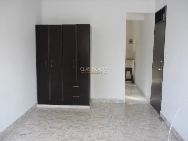 Apartaestudios, Alquiler en El Cedro