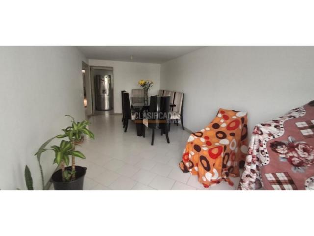 Apartamentos, Venta en Las Quintas de Don Simón