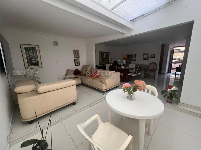 Casas, Venta en Valle del Lili