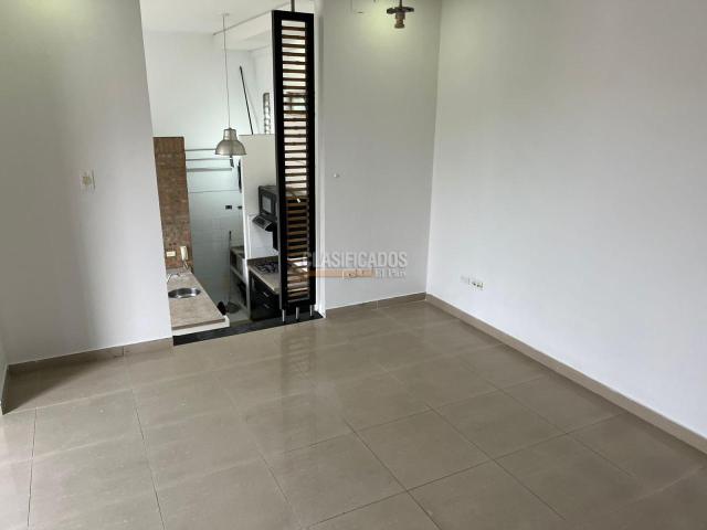 Apartaestudios, Alquiler en Ciudad Jardín