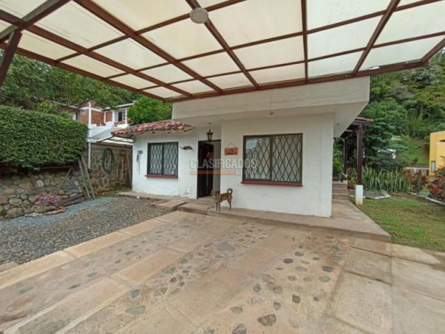 Casas, Alquiler en La Buitrera