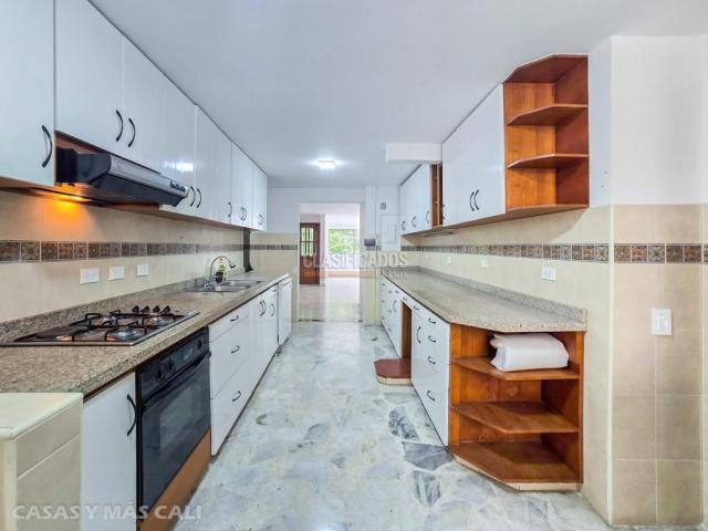 Apartamentos, Venta en Santa Teresita