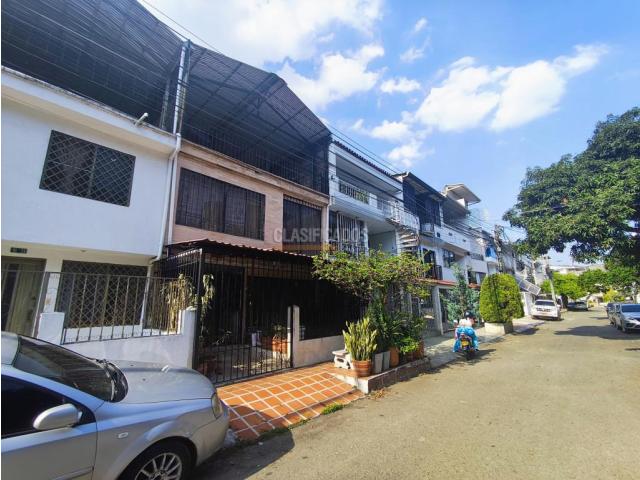 Casas, Venta en Samanes de Guadalupe