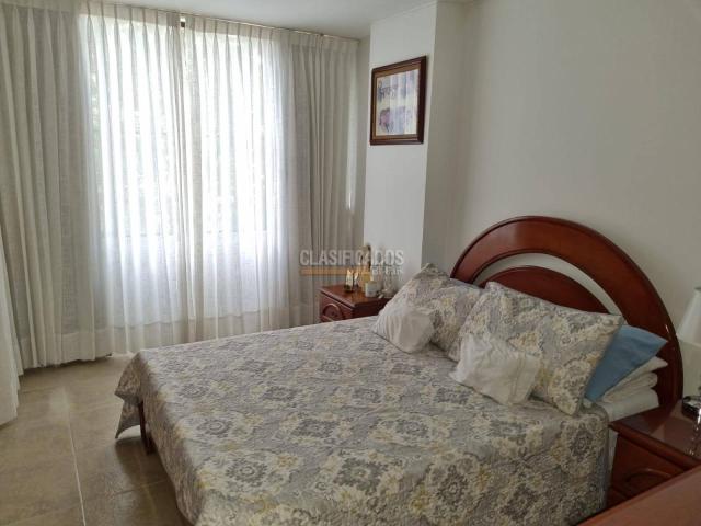 Apartamentos, Venta en Las Quintas de Don Simón