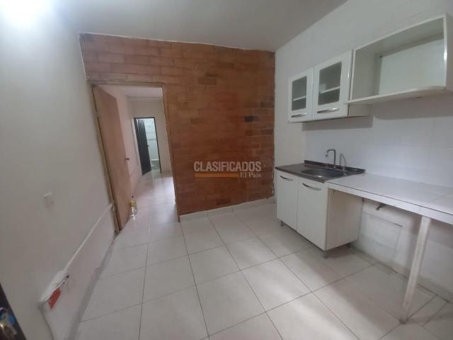 Apartaestudios, Alquiler en Nápoles