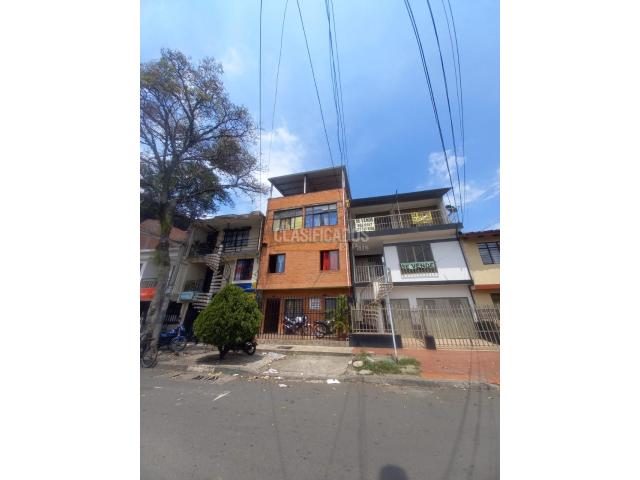 Apartaestudios, Alquiler en Nápoles