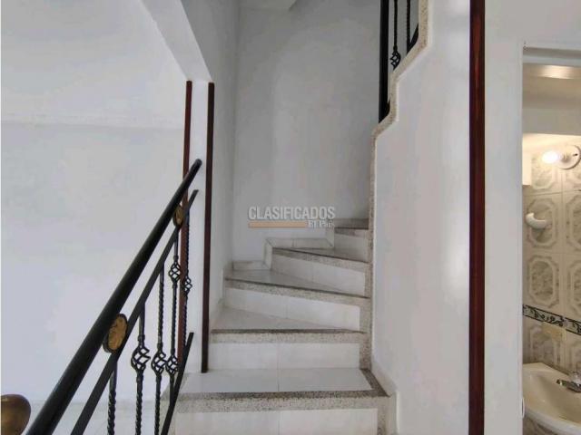 Casas, Alquiler en Ciudad 2.000