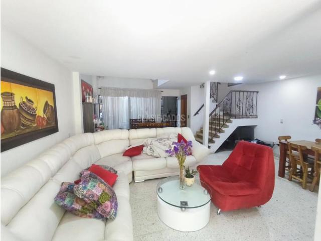 Casas, Venta en Samanes de Guadalupe