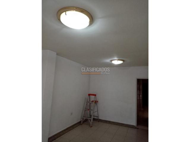 Edificios, Venta en Salomia