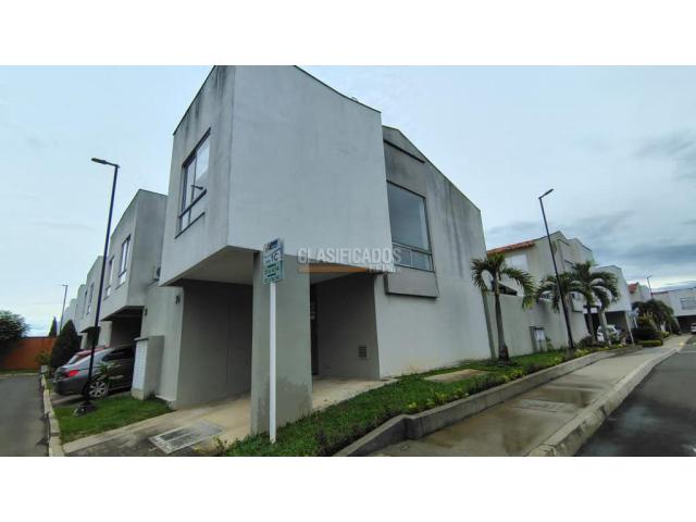 Casas, Alquiler en Jamundí