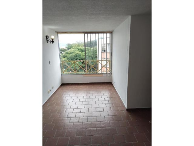 Apartamentos, Alquiler en Torres de Comfandi