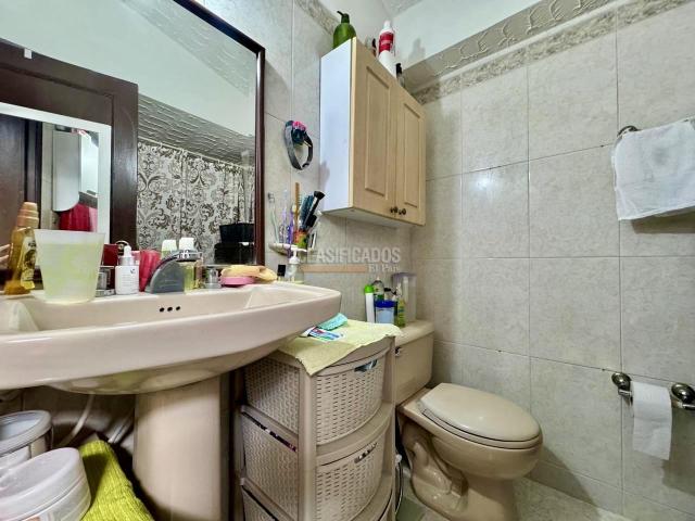 Casas, Venta en La Flora