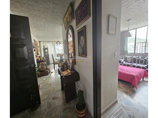 Apartamentos, Venta en Santa Mónica Residencial