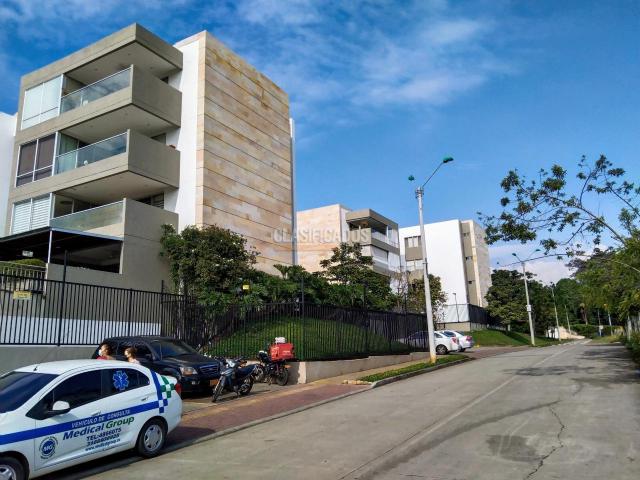 Apartamentos, Venta en Pance