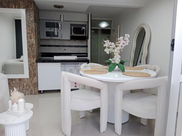 Apartamentos, Venta en Valle del Lili