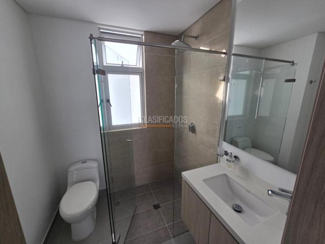 Apartamentos, Venta en Altos Cristales