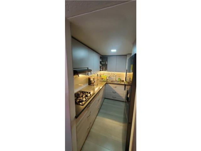 Apartamentos, Venta en Cañaverales