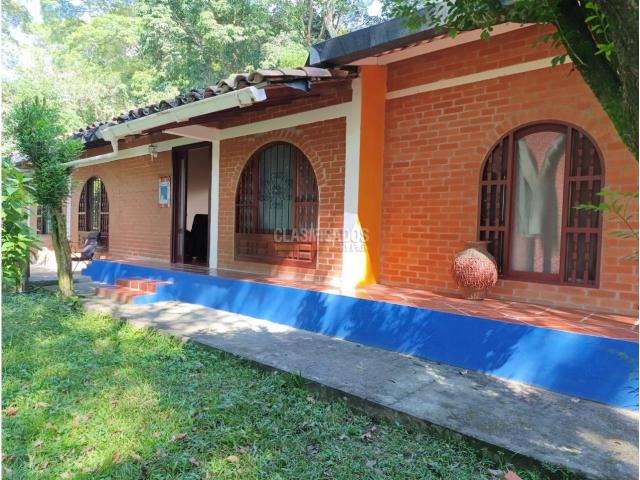 Fincas y Casas Campestres, Venta en Buitrera