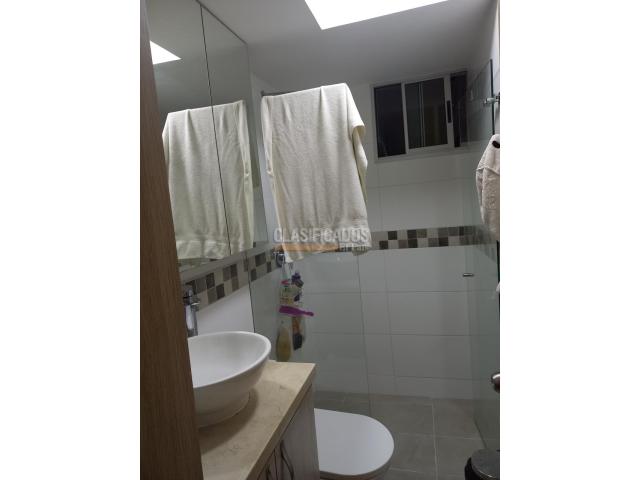 Apartamentos, Venta en La Flora