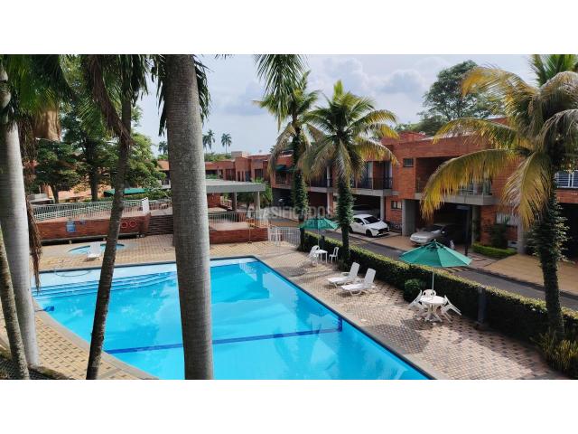 Casas, Venta en Ciudad Jardín