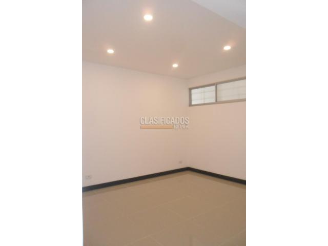 Apartamentos, Alquiler en La Flora