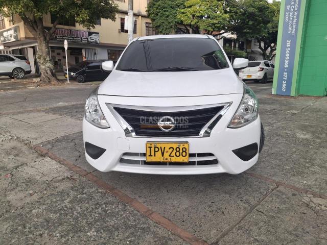 Nissan Versa 2016