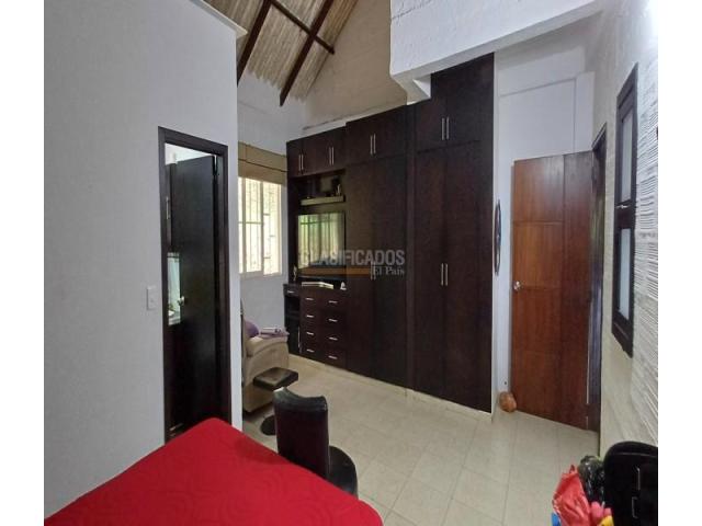 Casas, Venta en Bella Suiza