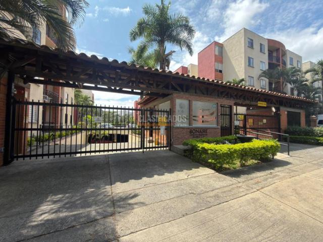 Apartamentos, Alquiler en Caney