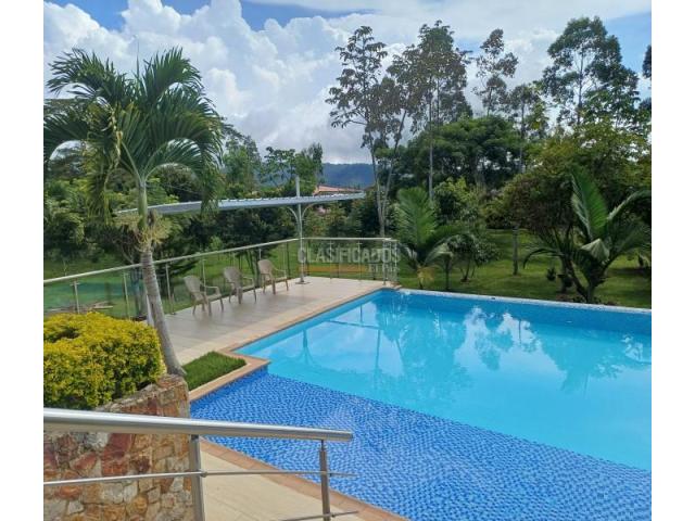 Fincas y Casas Campestres, Venta en La Elvira