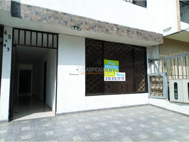 Oficinas y Consultorios, Alquiler en La Flora