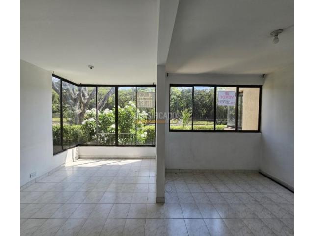 Apartamentos, Venta en Ciudad Jardín