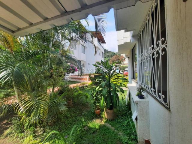 Casas, Venta en Seminario