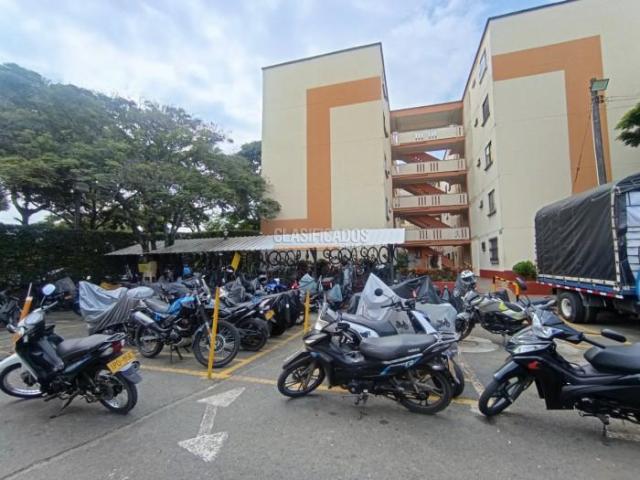 Apartamentos, Venta en El Limonar