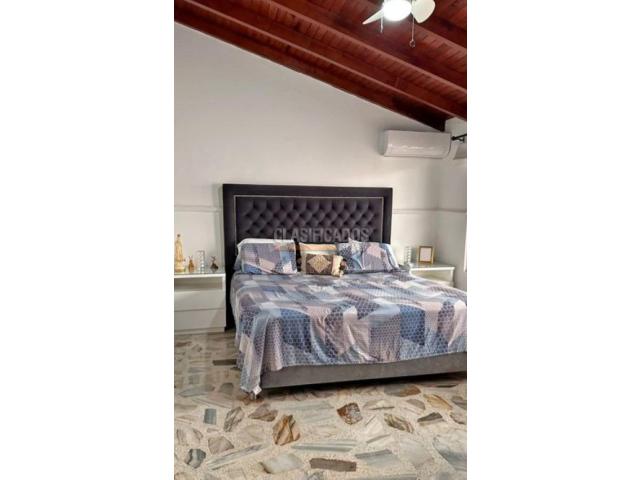 Casas, Venta en La Flora