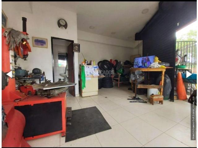 Locales y Bodegas, Venta en Andrés Sanín