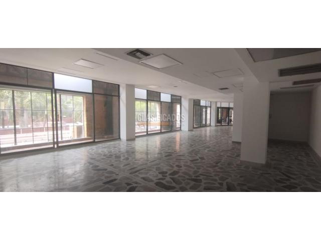 Oficinas y Consultorios, Venta en Chipichape