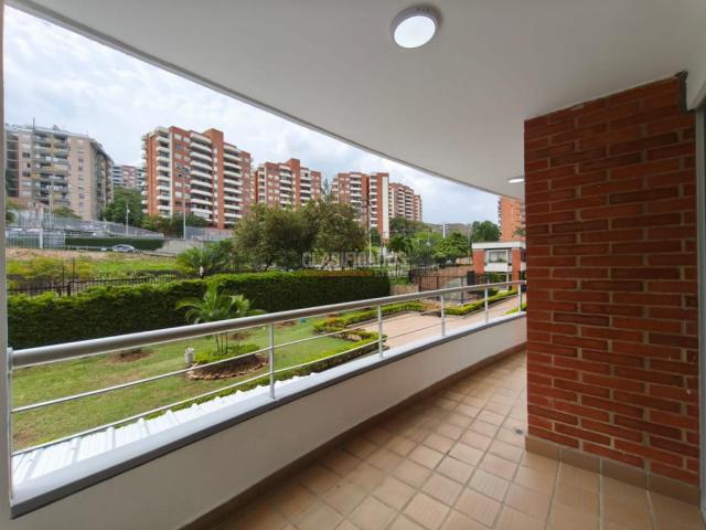 Apartamentos, Venta en Cristales