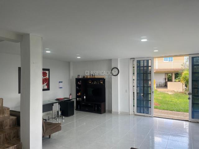 Casas, Venta en La Buitrera