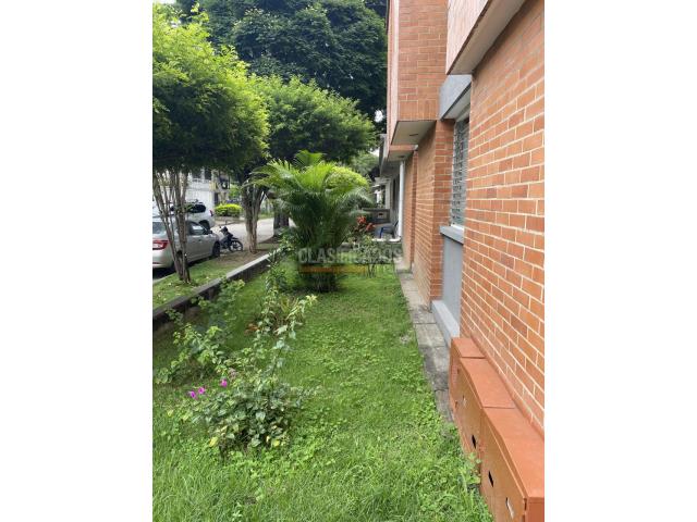 Apartamentos, Venta en Prados del Norte