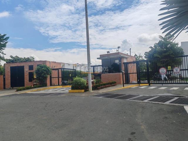 Casas, Alquiler en Jamundí