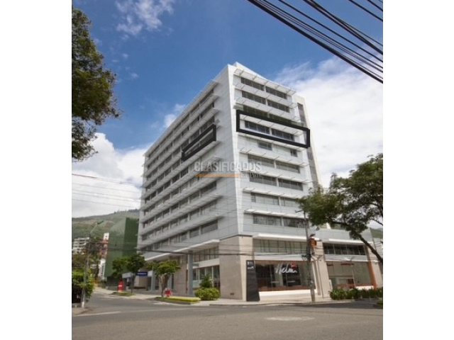 Oficinas y Consultorios, Alquiler en Santa Mónica Norte