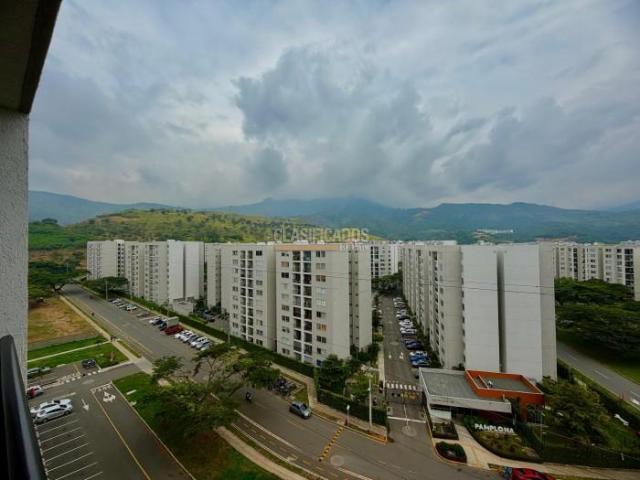 Apartamentos, Venta en Yumbo