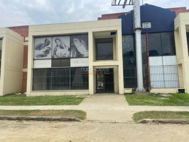 Locales y Bodegas, Alquiler en Acopi