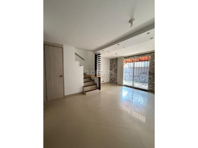 Casas, Venta en Valle del Lili