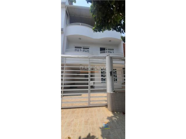 Casas, Venta en Ciudad 2.000