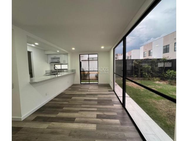 Casas, Alquiler en Jamundí