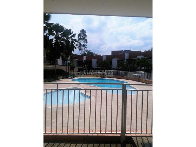 Casas, Venta en Ciudad Jardín