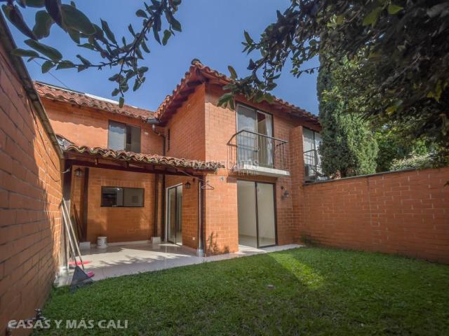 Casas, Venta en Ciudad Jardín